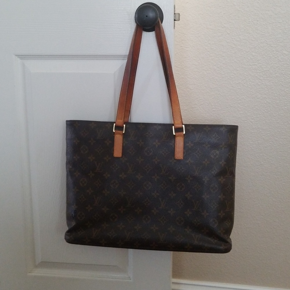 Louis Vuitton monogram shoulder bag